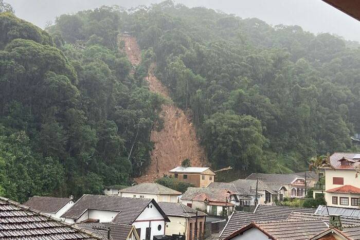 Estado: Sete mortes foram confirmadas e houve 90 pessoas resgatadas