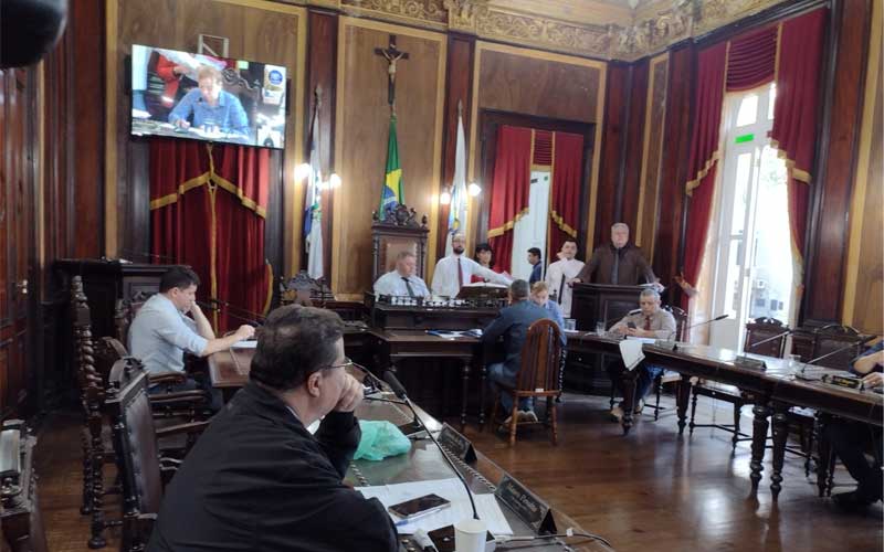 Vereadores lamentam a saída de Gil Kempers da Secretaria de Defesa Civil