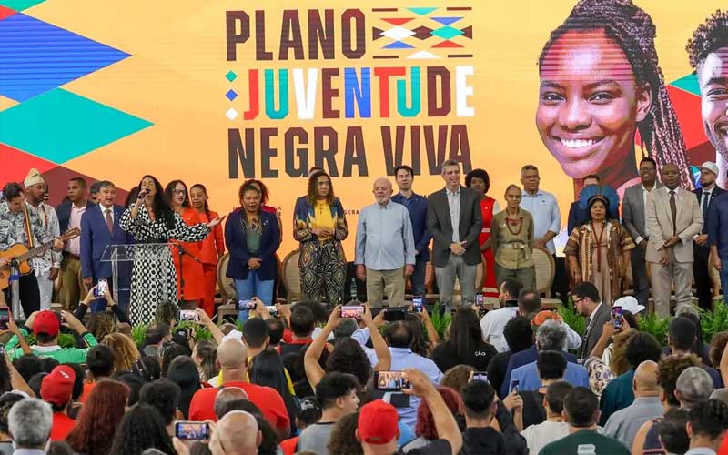 Governo prevê mais de R$ 665 milhões em ações para jovens negros