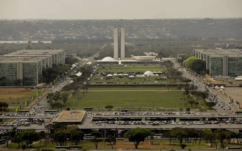 Dívida Pública sobe 2,25% em fevereiro e aproxima-se de R$ 6,6 tri