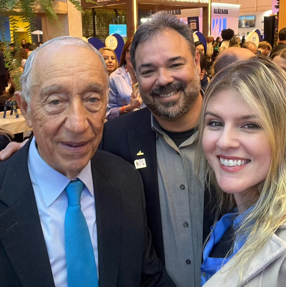 Marcelo Rebel, presidente de Portugal, com Tatiana D’Angello e Guilherme Abreu (Divulgação)