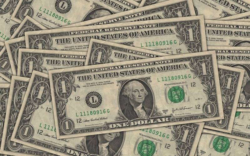 Dólar sobe para R$ 5,06 após dados de emprego nos EUA
