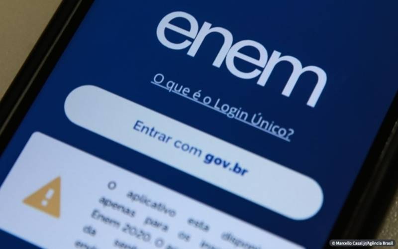 Pedido de isenção da taxa do Enem 2024 começará em 15/4