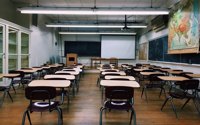 Governador Claudio Castro nomeia 75 novos professores