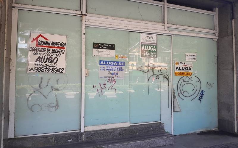 Número de lojas fechadas em Petrópolis cai de 40 para 31 no Centro Histórico