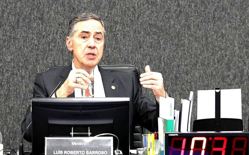 Barroso: toda empresa que opera no Brasil deve cumprir a Constituição
