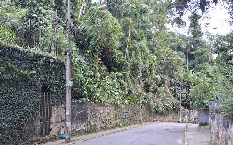 Falta de iluminação pública é motivo de temor no Duchas