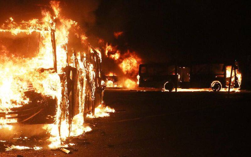Rio de Janeiro tem mais de 2,8 mil ônibus vandalizados em um ano