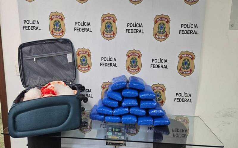 PF prende mulher com 20kg de maconha no Aeroporto do Galeão