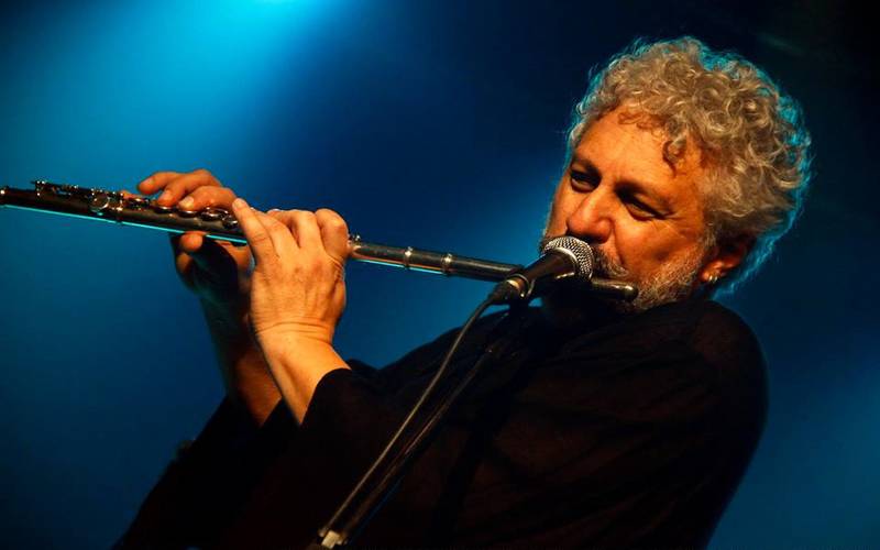 Marco Aurêh apresenta performance em flauta transversa na Casa Stefan Zweig