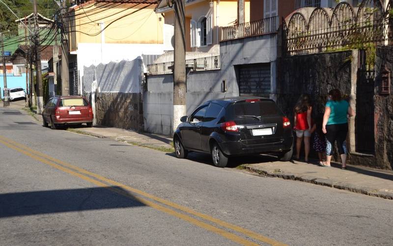 Em apenas quatro meses, Detran emitiu 15 mil multas em Petrópolis