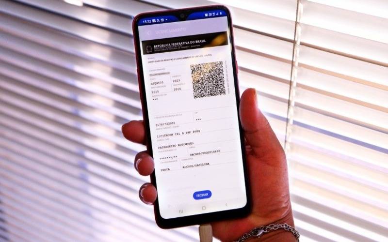 Licenciamento: taxa de emissão do CRLV referente a 2023 começa a ser cobrada