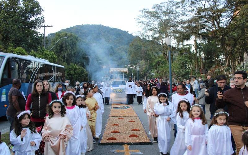 A festa de Corpus Christi é sinal de comunhão e do amor de Deus pela humanidade