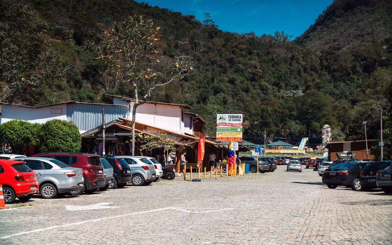 Feirinha de Itaipava recebe doações para o Rio Grande do Sul até este domingo