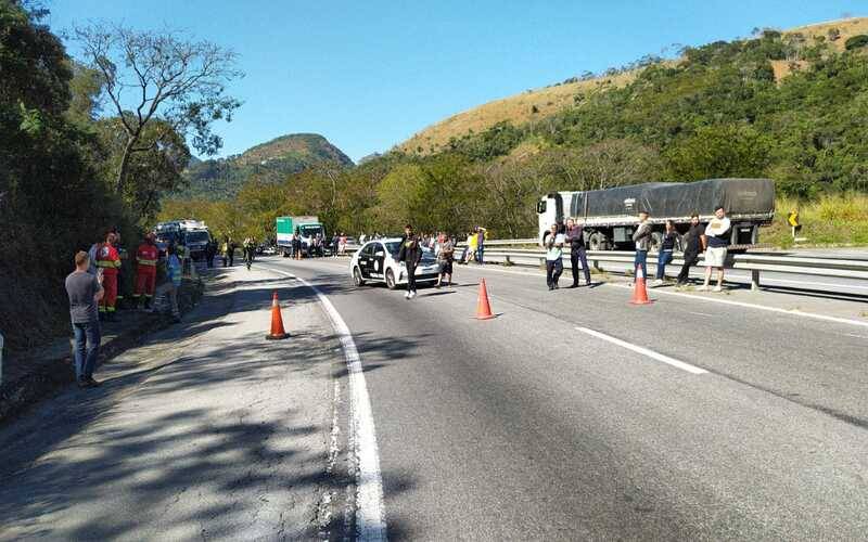 Dois motociclistas morrem após colisão em Pedro do Rio