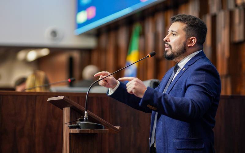 Yuri Moura cobra AgeRio sobre cobranças indevidas aos empresários de Petrópolis