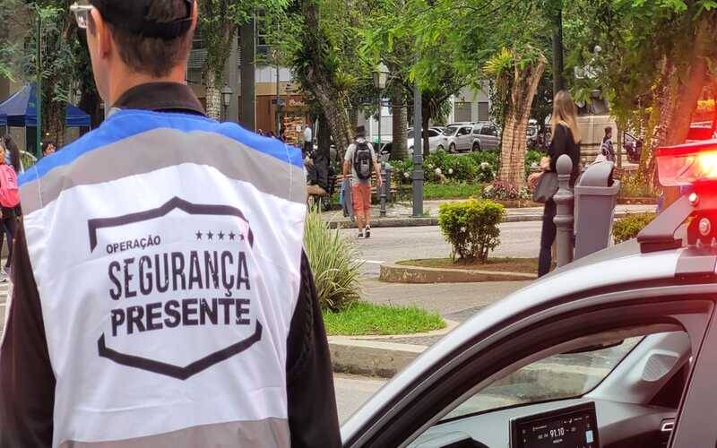 Segurança Presente Petrópolis prende homem por tráfico de drogas