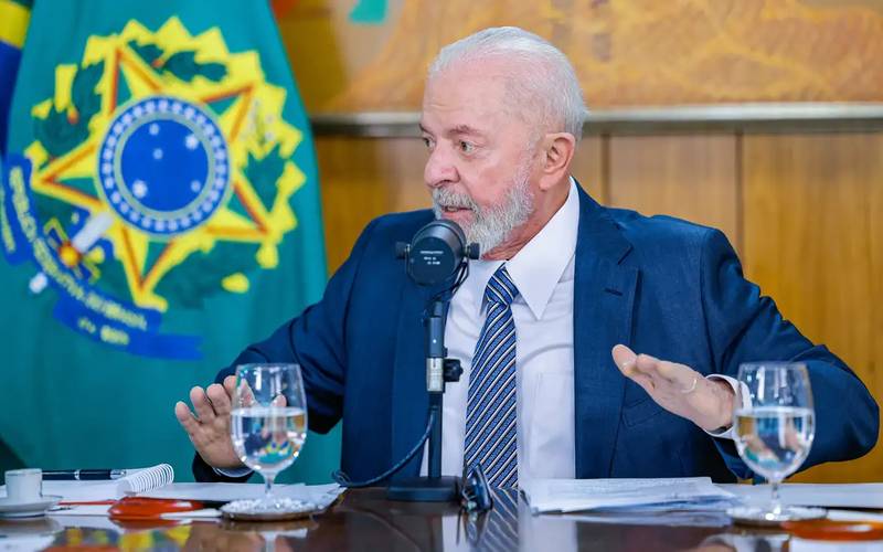 Lula defende que só Biden pode avaliar se está apto a ser candidato