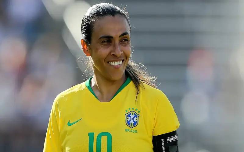 Arthur Elias convoca seleção feminina com Marta para Olimpíadas