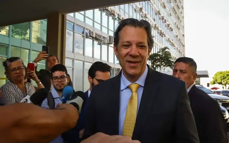 Haddad quer conluir PL de dívidas dos estados antes do recesso