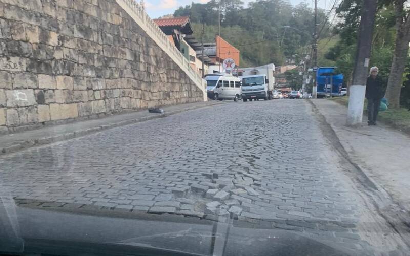 Reclamações sobre buracos e falta de asfaltamento são contínuas no Bingen