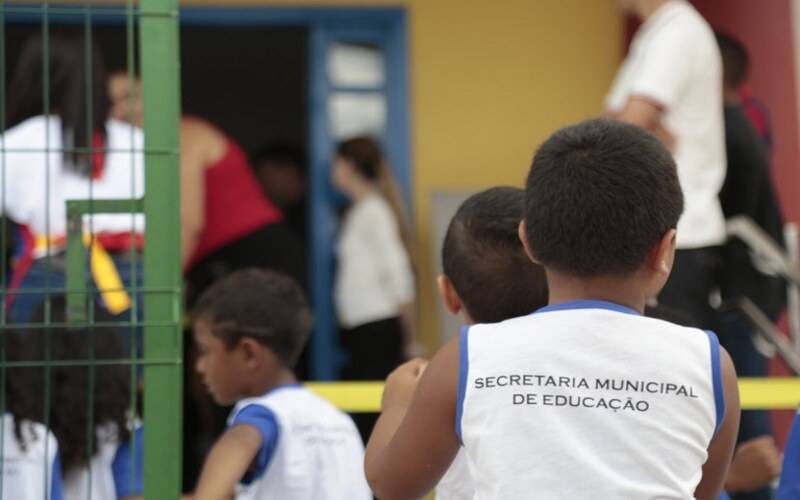 MEC publica portaria para combater bullying e preconceito