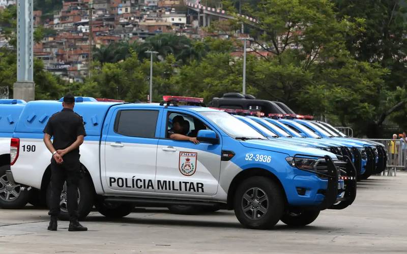 PM apura possíveis abusos em abordagem a adolescentes negros no Rio