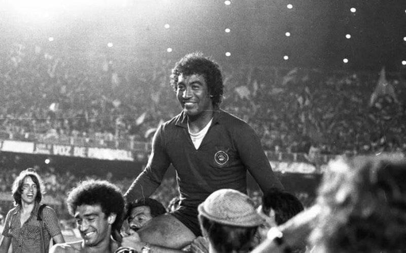 Tobias, goleiro da invasão corintiana no Maracanã, morre aos 75 anos