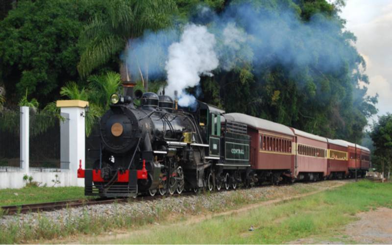 Descubra o Brasil pelos trilhos: roteiros ferroviários para as férias de julho