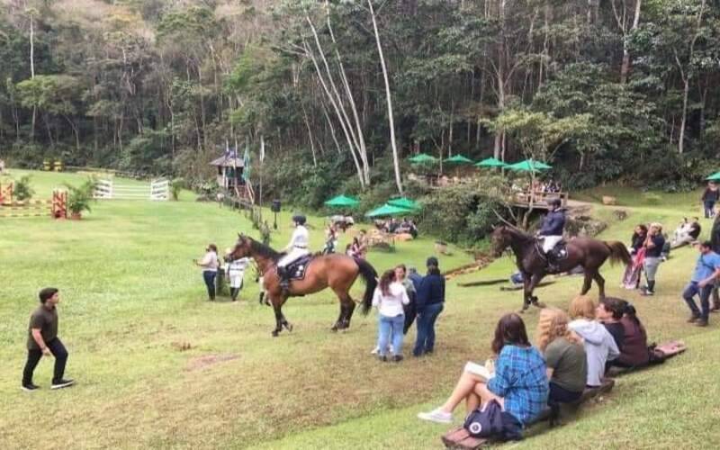 Legenda: Além das atrações do concurso, o Haras reserva belos lugares para passar o fi