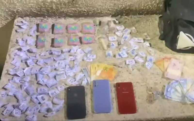 Policiais militares apreendem entorpecentes no Independência, Retiro, Floresta e Corrê