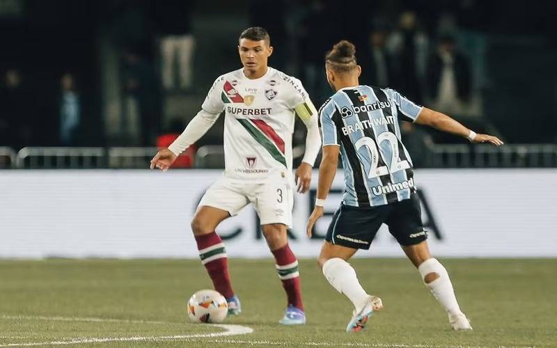 Fluminense enfrenta Grêmio e precisa de vitória para seguir na Libertadores 