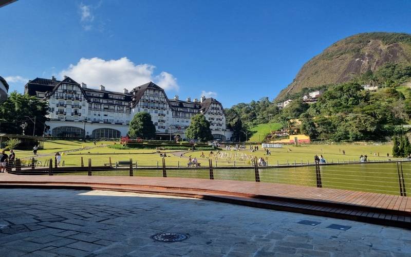 Lago Quitandinha é rebatizado em homenagem a petropolitano