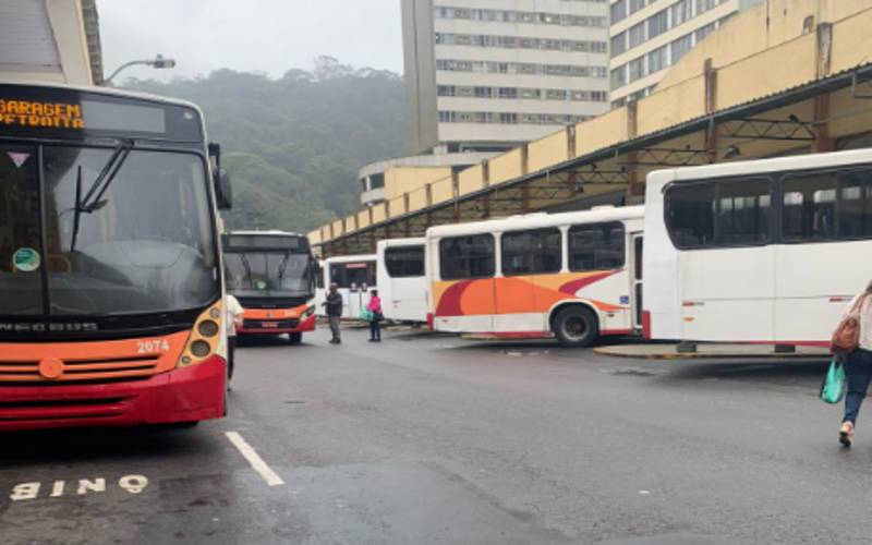 Funcionários da Petro Ita paralisam operação dos ônibus nesta sexta (06) 