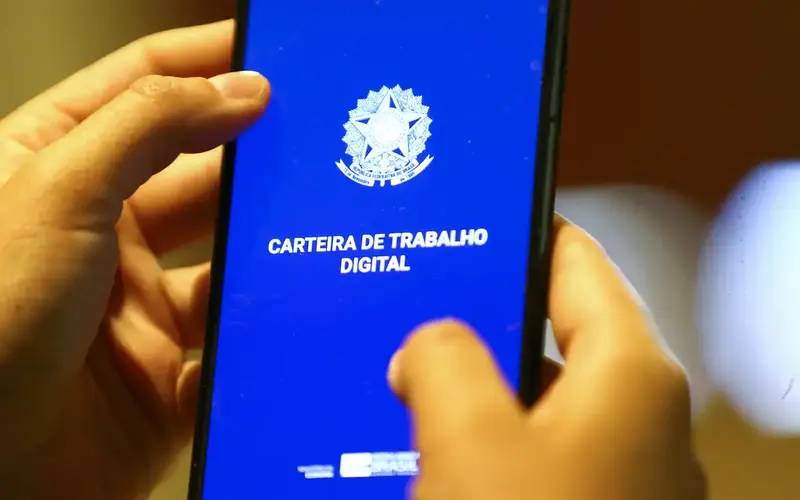 Renda média dos trabalhadores tem crescimento interanual de 5,8%