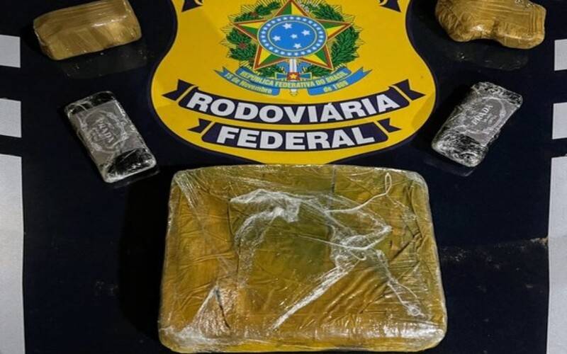 Homem é preso por tráfico de drogas em Petrópolis