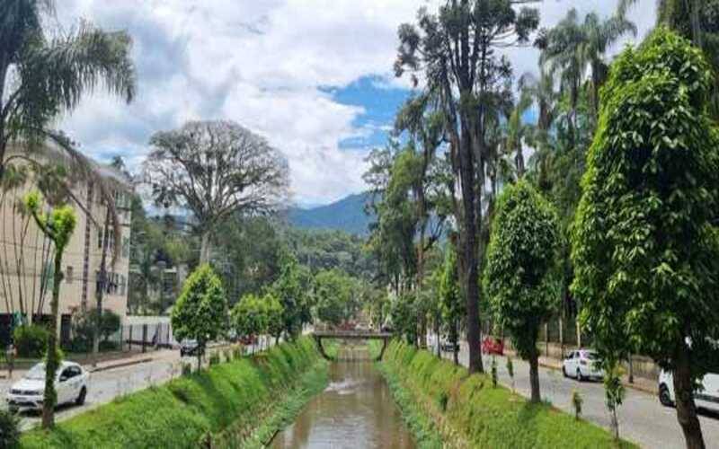 Domingo (15) pode ter chuva fraca em Petrópolis 