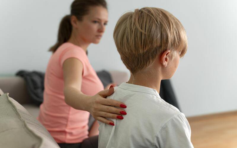 Saiba como falar com crianças e adolescentes sobre saúde mental