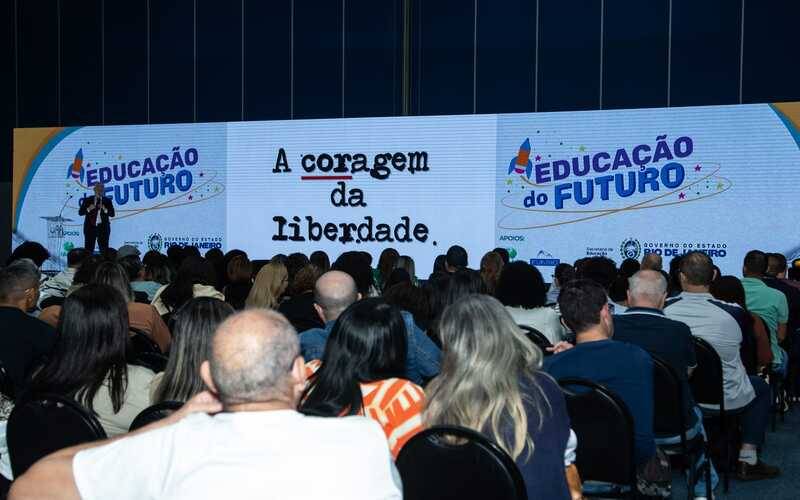 Seeduc promove seminário sobre tendências e desafios da educação fluminense