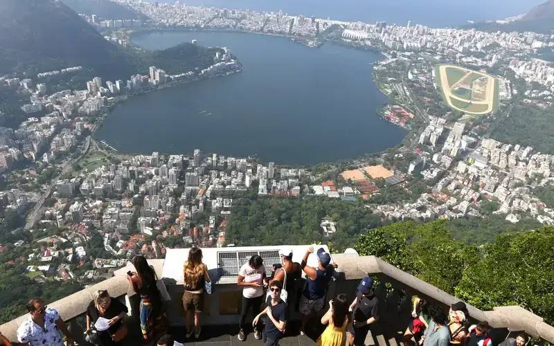Gastos de estrangeiros no Brasil chegam a R$ 26 bilhões em 2024