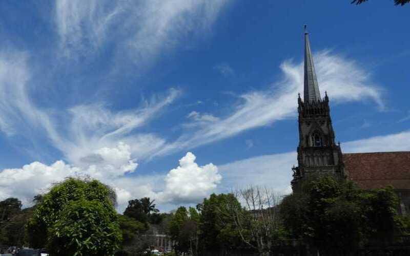 Nova onda de calor: em Petrópolis a previsão é de sol com algumas nuvens 