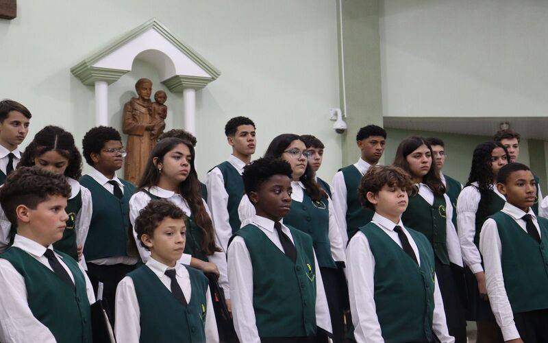 Concerto de 61 vozes dos Canarinhos de Petrópolis celebrará as Chagas de São Francisco