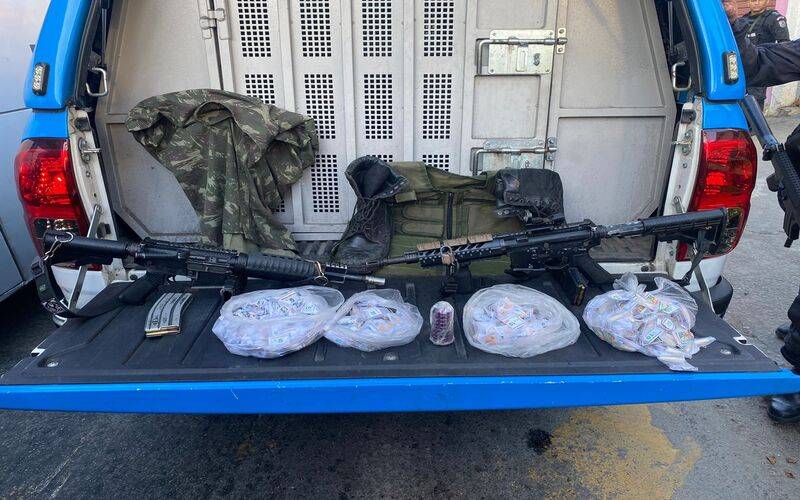 Polícia Militar RJ tem novo recorde na apreensão de fuzis