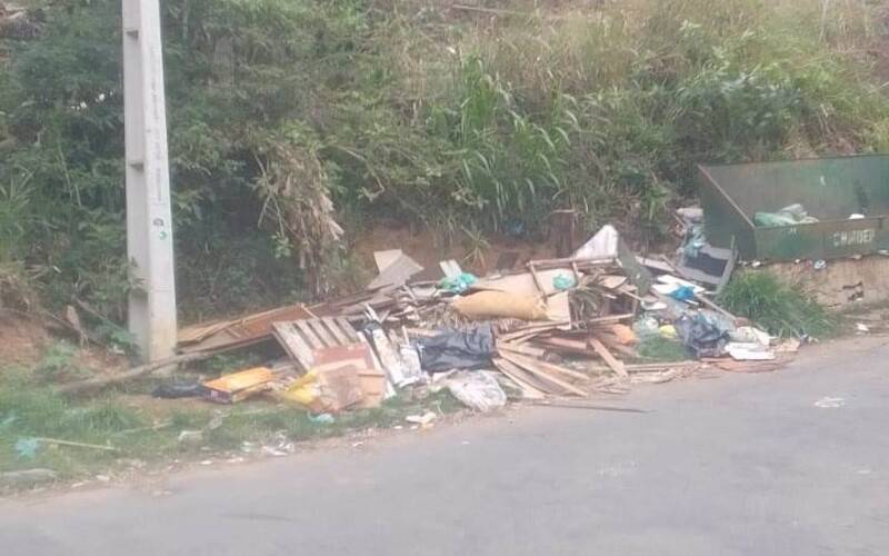 Moradores do Floresta relatam descaso com a população