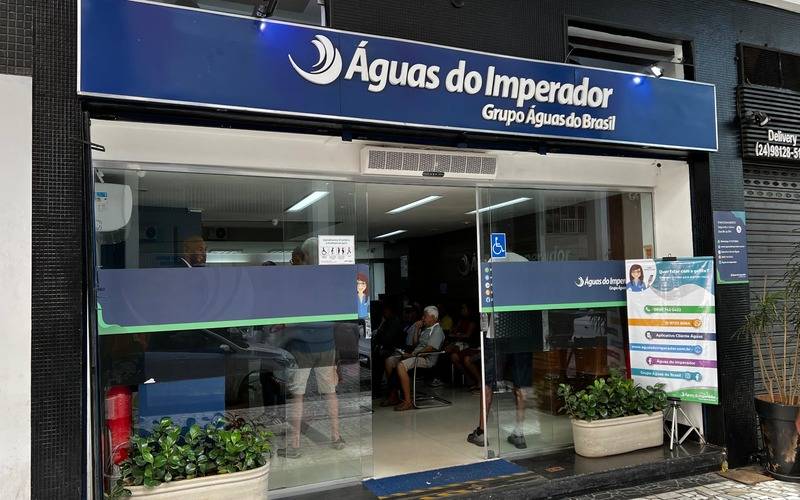 Águas do Imperador realiza campanha de doação de ração e utensílios para pets