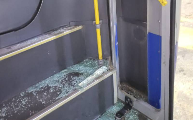 Motorista da Turp Transporte é agredido e ônibus vandalizado em Corrêas