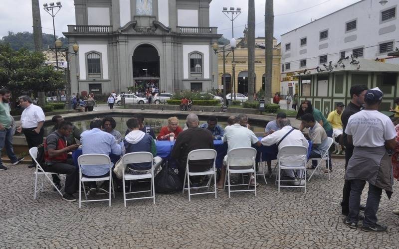 Diocese de Petrópolis celebra o Dia Mundial dos Pobres com ações sociais