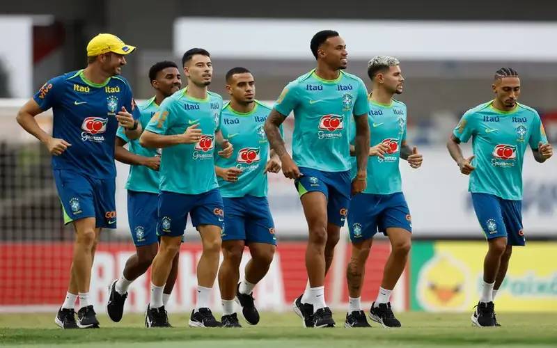 Seleção brasileira se prepara em Belém para jogos das Eliminatórias