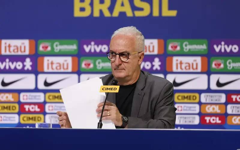 Dorival Júnior muda escalação para jogo contra o Uruguai