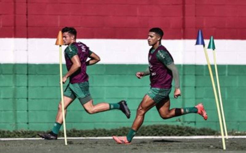 Fluminense e Fortaleza fazem duelo de opostos no Brasileiro